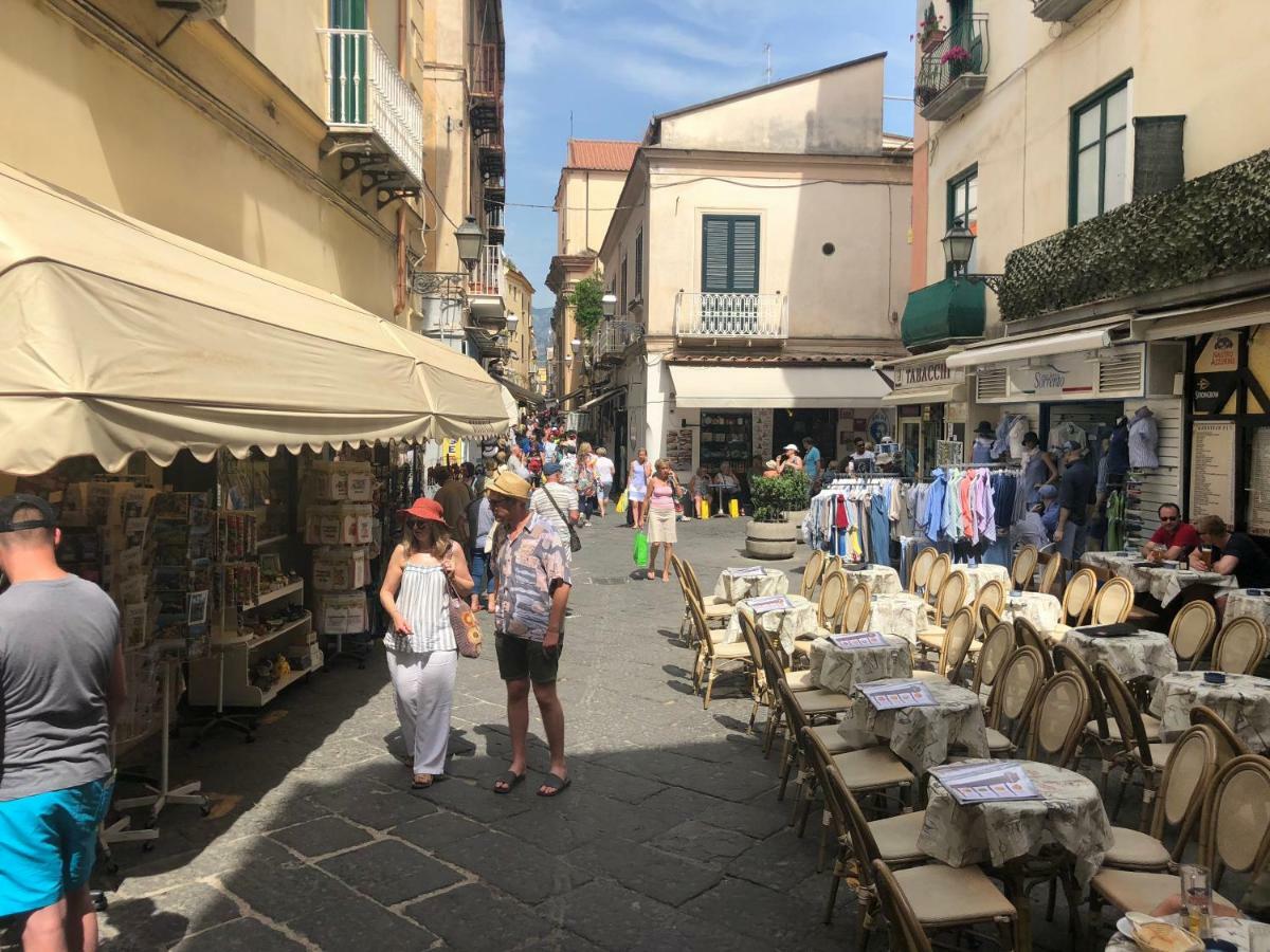 Suites Sorrento Elegance Kültér fotó
